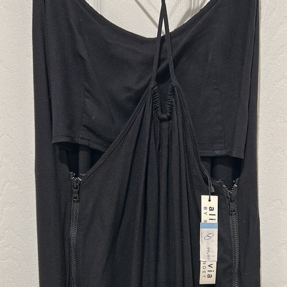 Black Alice & Olivia Sleeveless Jumpsuit - Picture 8 of 16